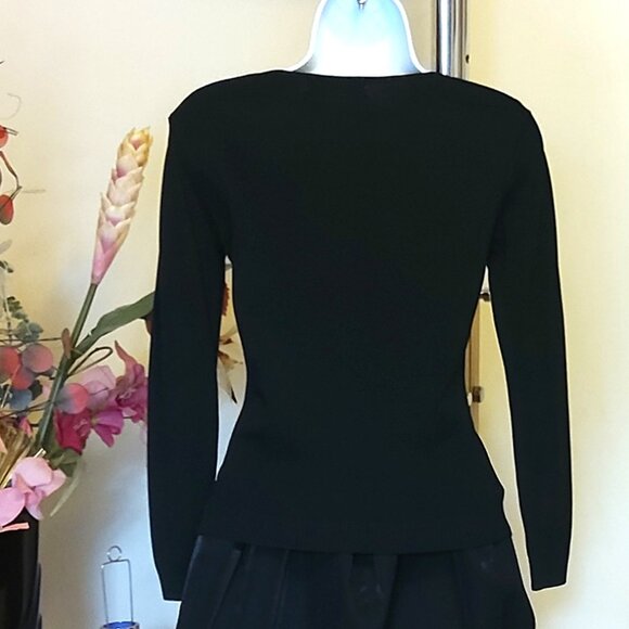 NWT Women’s Black Lightweight Long Sleeve Crochet Cardigan Fall Winter Sweater M - Picture 7 of 7